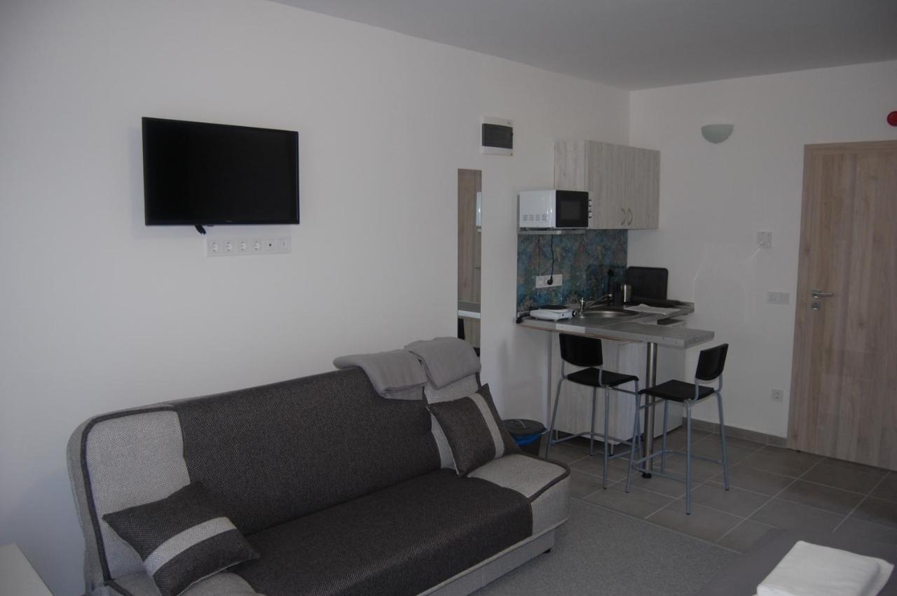 Harmonia Panzio Apartment โบกาช ภายนอก รูปภาพ