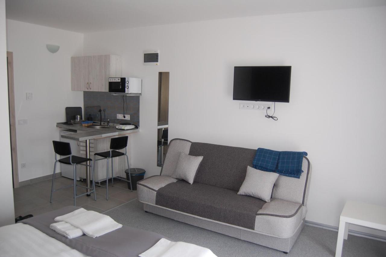 Harmonia Panzio Apartment โบกาช ภายนอก รูปภาพ