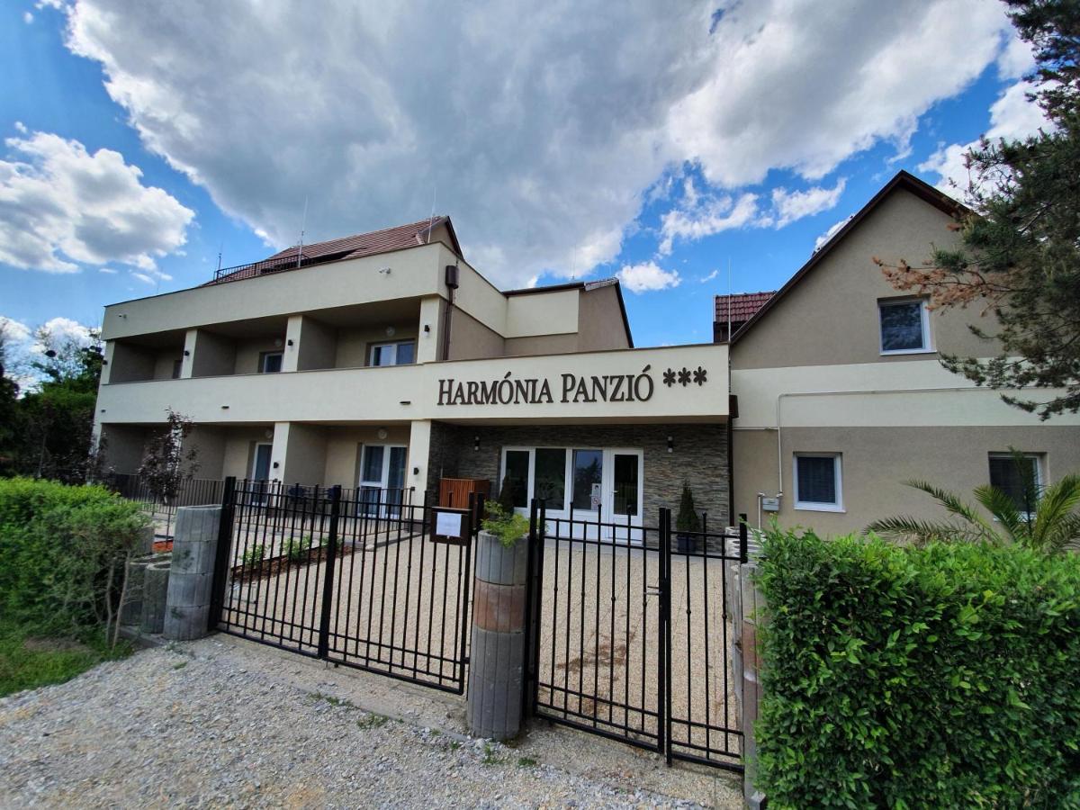 Harmonia Panzio Apartment โบกาช ภายนอก รูปภาพ